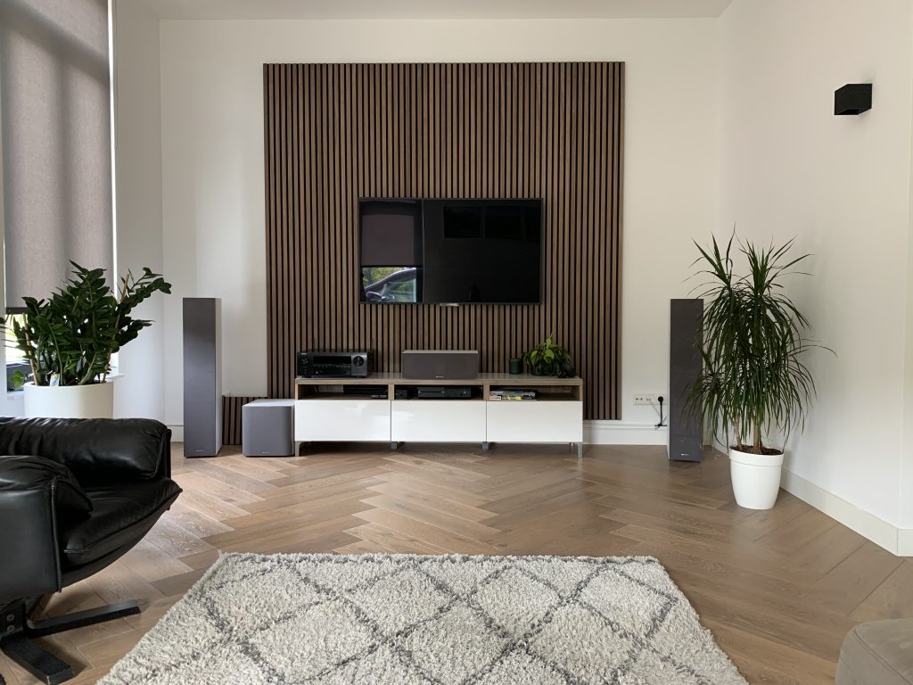 Image 3 of 7 in Akupanel gallery