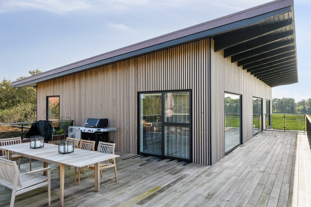 Image 5 of 8 in AluWood gallery