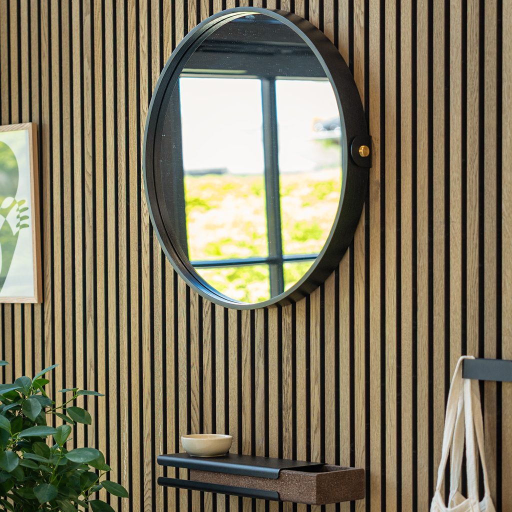 Image 3 of 5 in CREATE | Mirror gallery