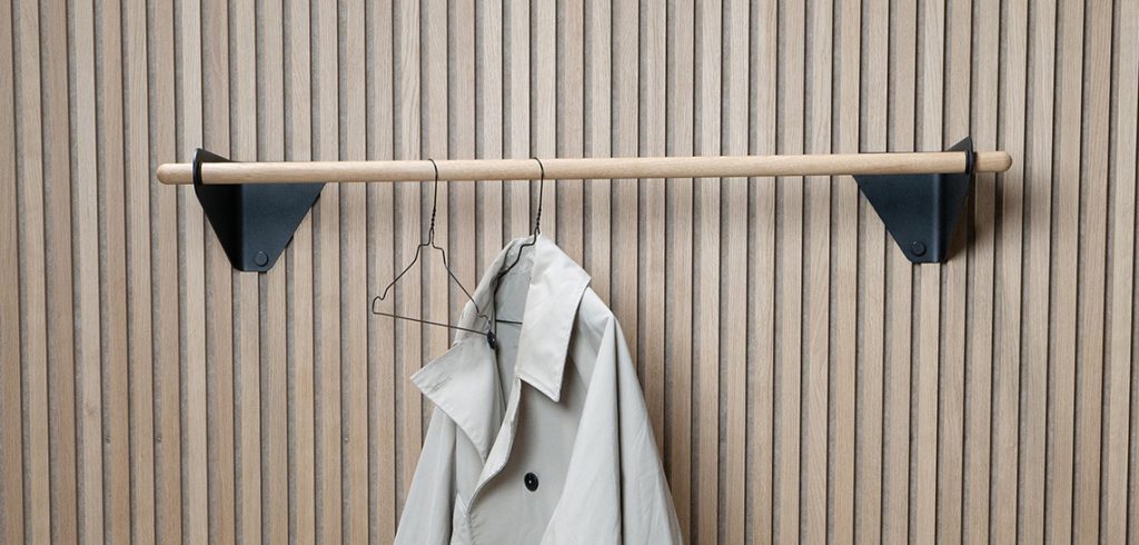 Featured image for the post: Linn Coat Rail - Black, 115,9 cm (45.62")