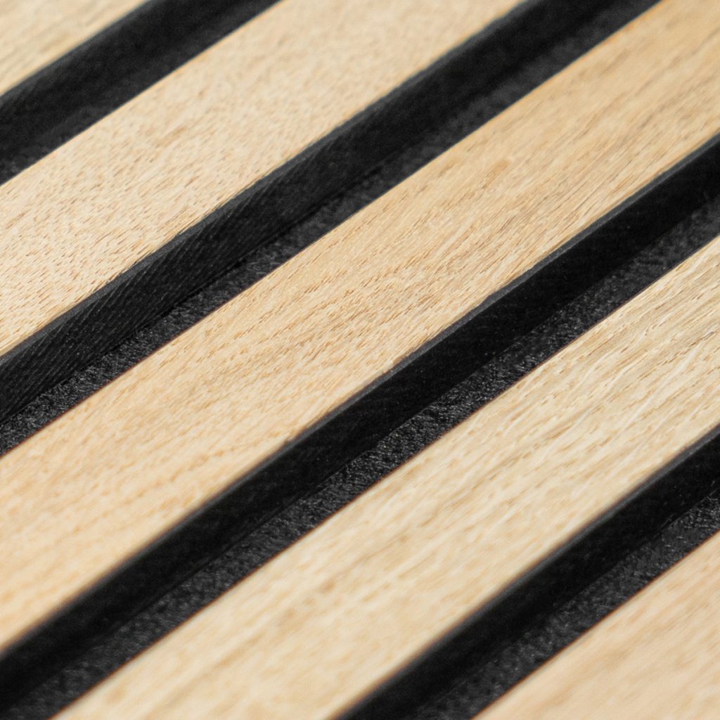 Image 2 of 8 in Akupanel gallery