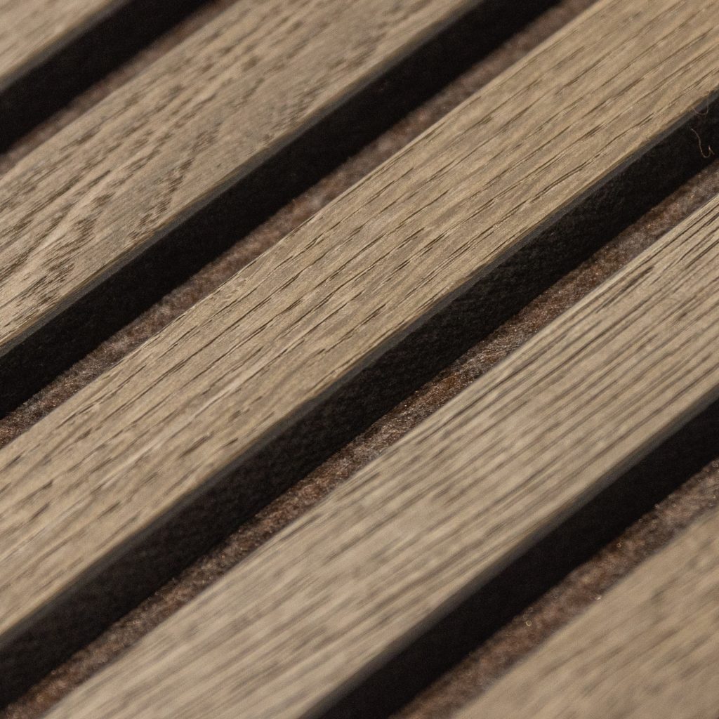 Image 2 of 5 in Akupanel gallery