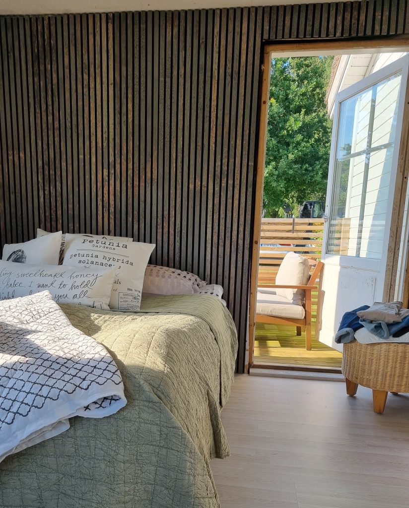 Image 5 of 6 in Akupanel | 240 gallery