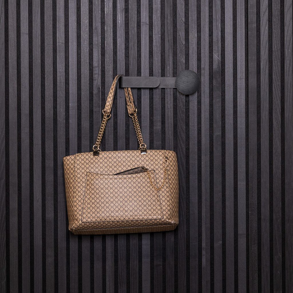 Image 1 of 7 in CREATE | Hanger gallery