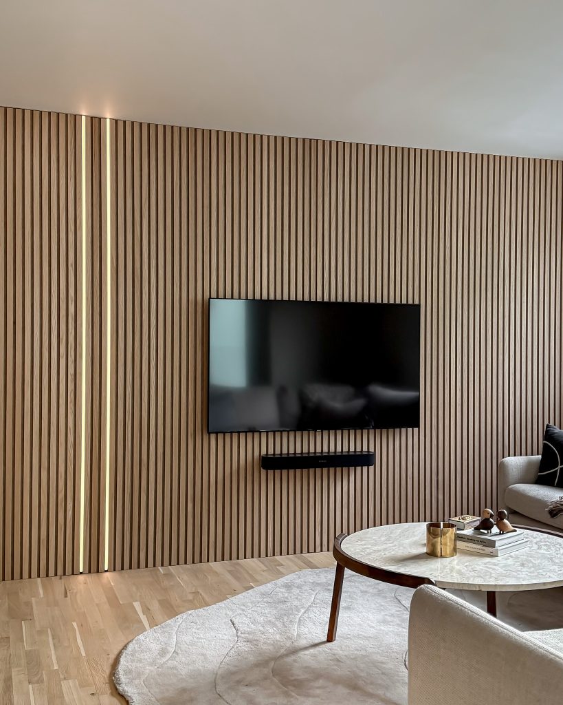Akupanel Classic Oak beige felt, SE, @designbycilla, livingroom, TV-rum 4_5-2