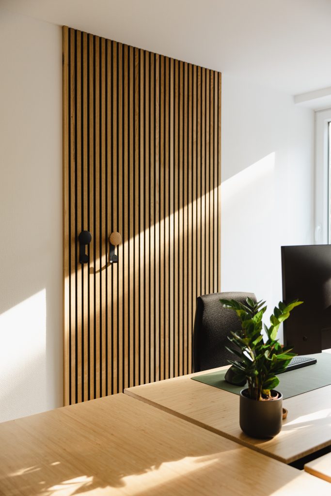 masterdress_Berufsbekleidung_WoodUpp, akupanel, de, office, rustic natural oak