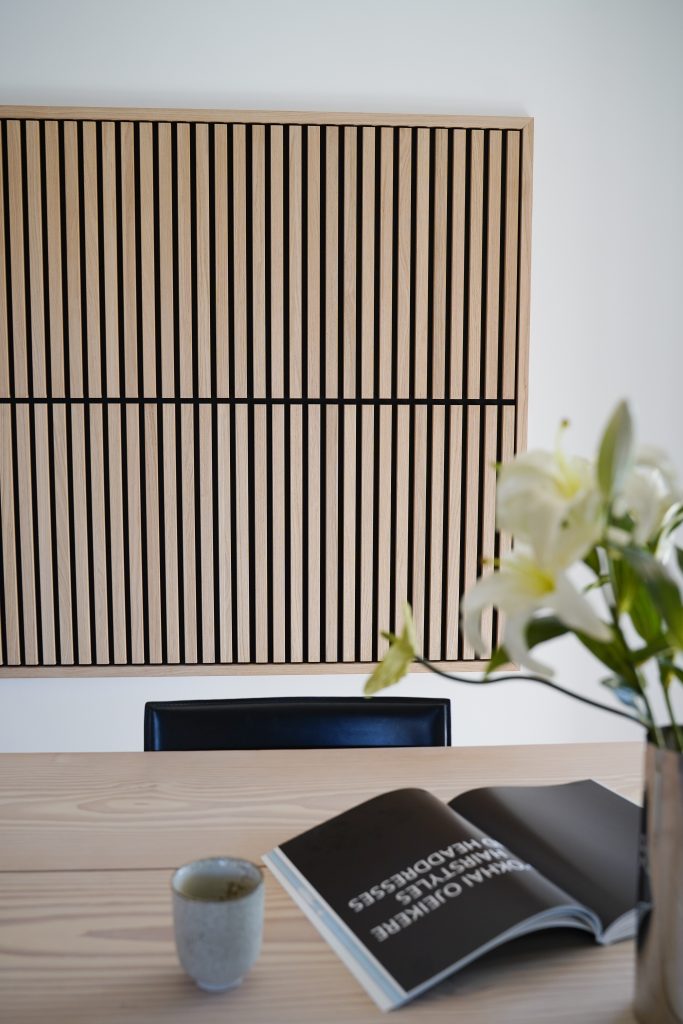 akupanel-60-classic-oak-livingroom4