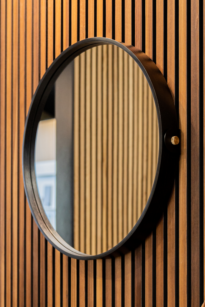 Image 6 of 6 in CREATE | Mirror gallery