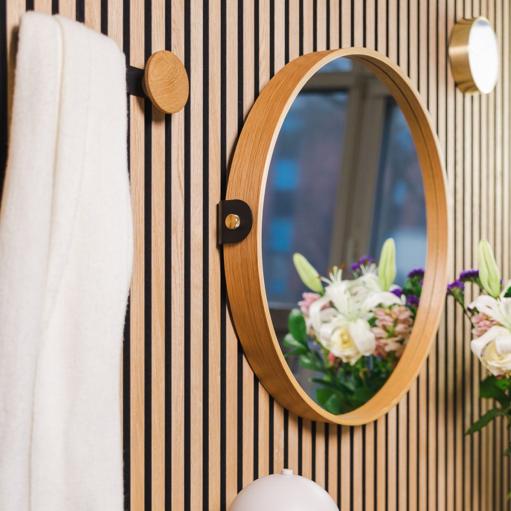 Image 4 of 6 in CREATE | Mirror gallery