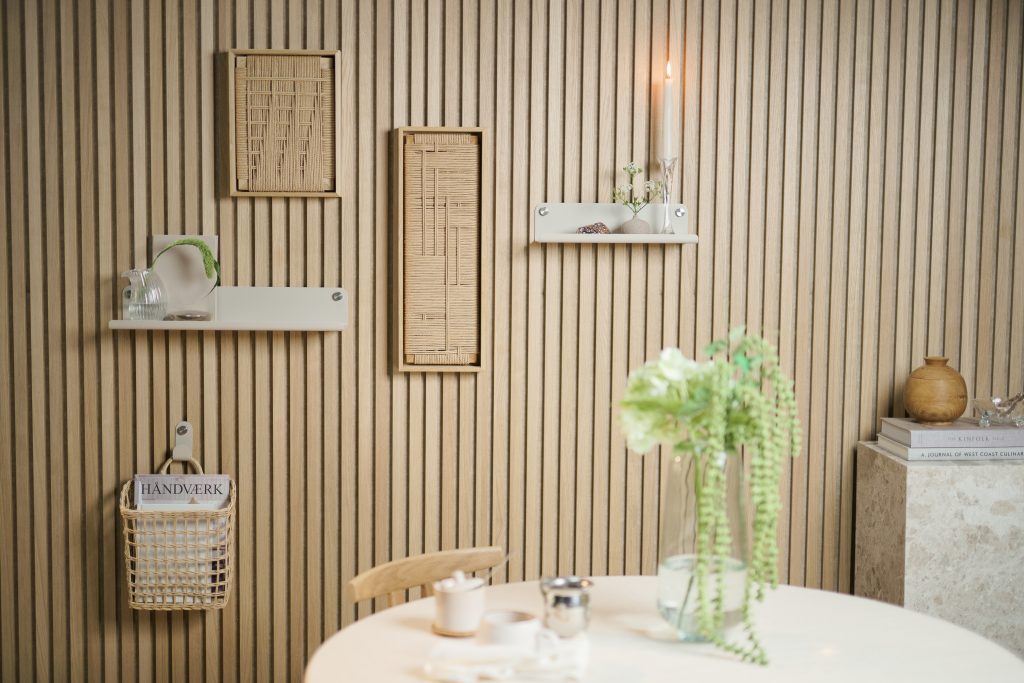 Featured image for the post: 5 Simple Styling Tools to Elevate Your Dining Room