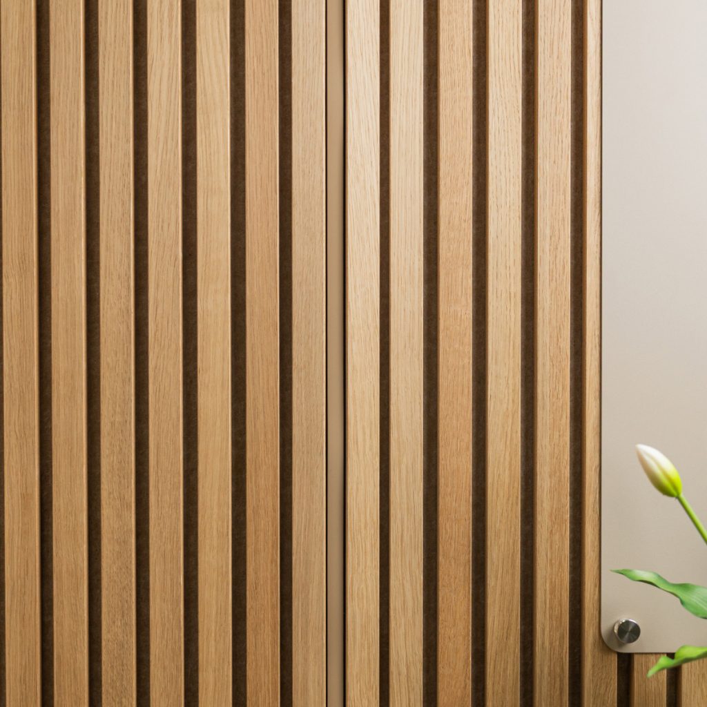 Image 3 of 8 in Lumi LED gallery