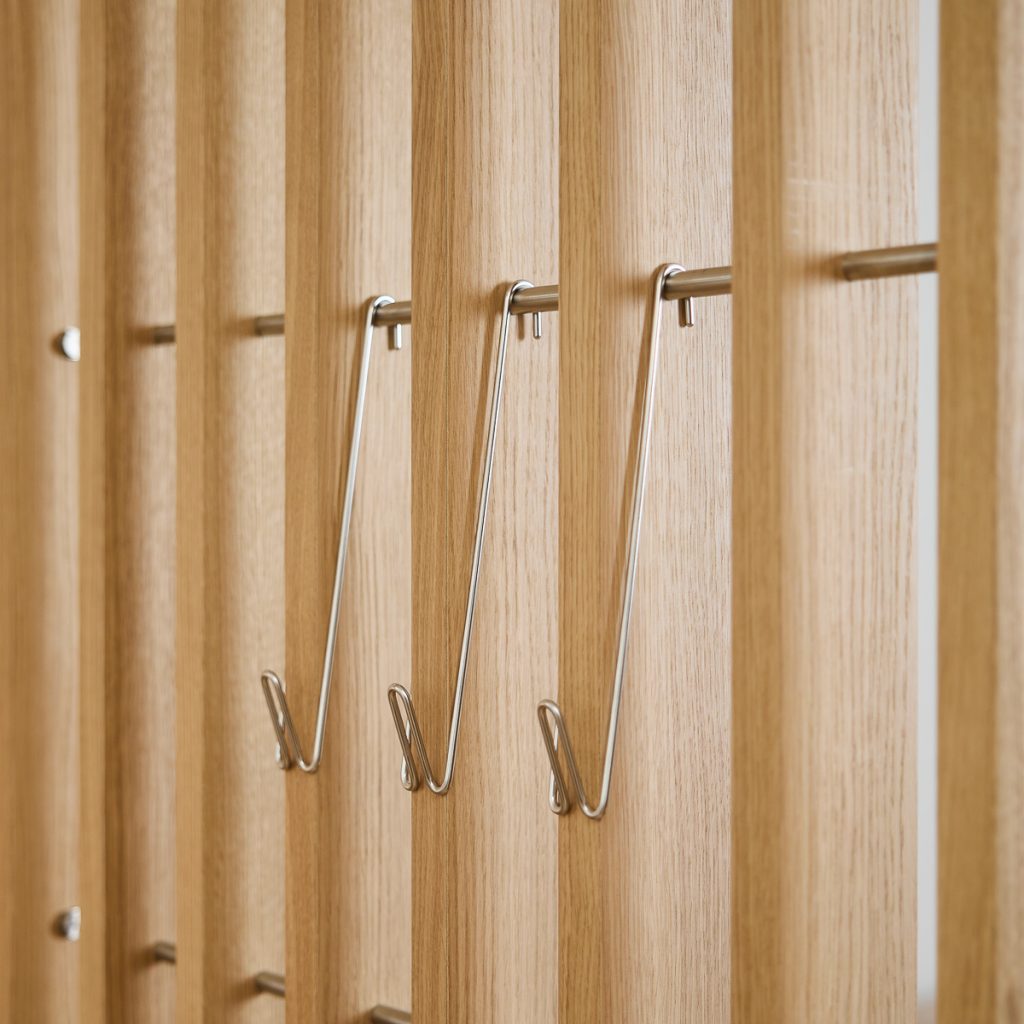 Image 4 of 8 in Embrace | Alva Wire Hook gallery